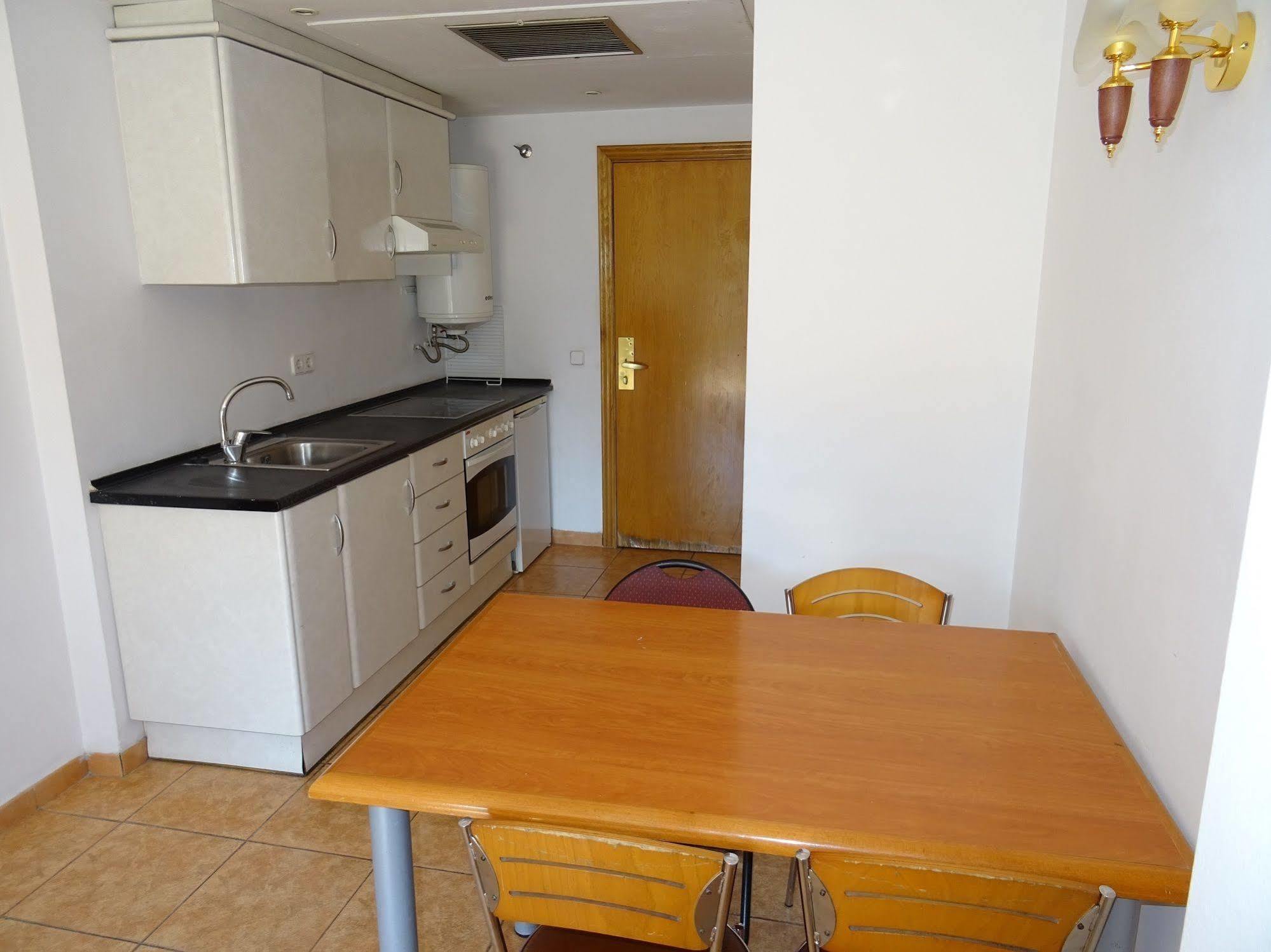 Blanco Y Negro Apartments Λορέτ Ντε Μαρ Εξωτερικό φωτογραφία